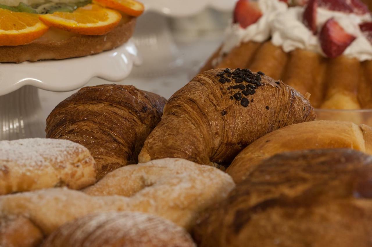 Relais al Museo Hotel Napoli Bagian luar foto
